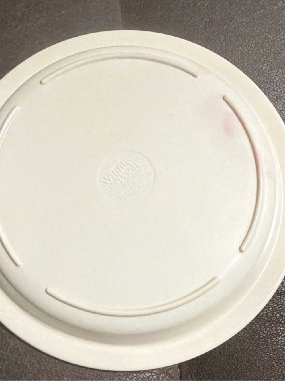 Disney’s Winnie the pooh vintage plastic plates